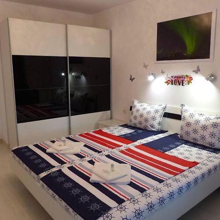 Apartament Holiday Burgaz Dış mekan fotoğraf
